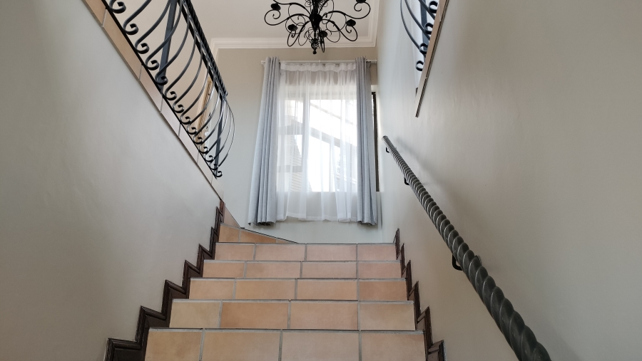 4 Bedroom Property for Sale in Bergsig Western Cape
